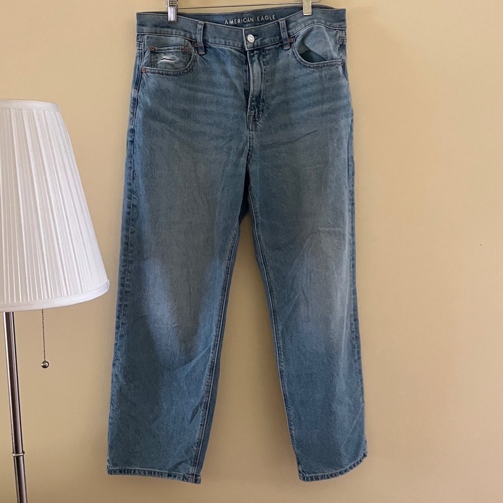 American Eagle Outfitters Women’s Ex-Boyfriend Jeans Size 10 Short